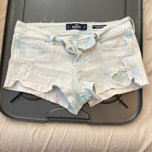 Hollister Low-Rise Boyfriend Short 5